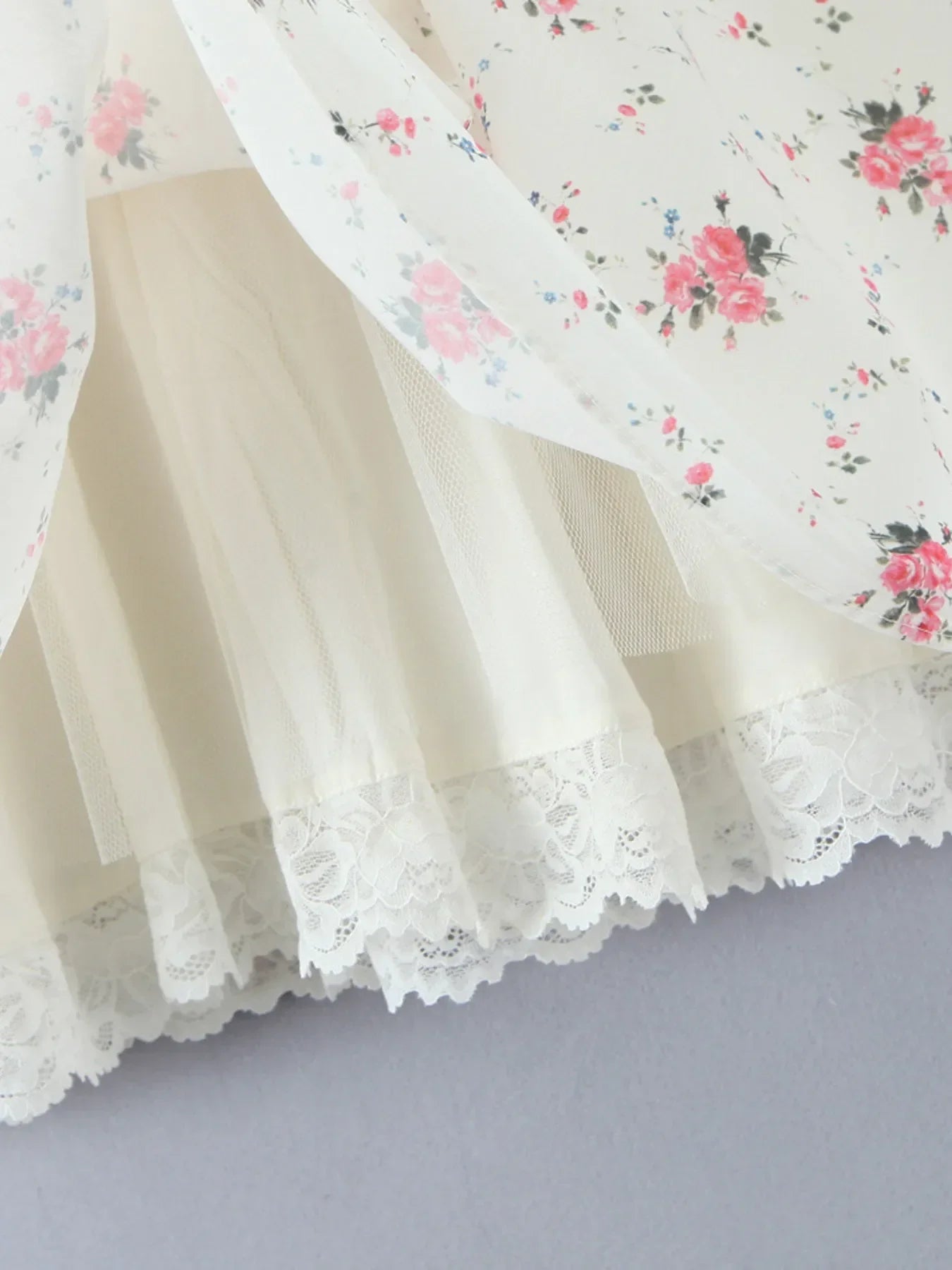 Off-Shoulder Floral Lace Trim Mini Dress - tif-shop24.de