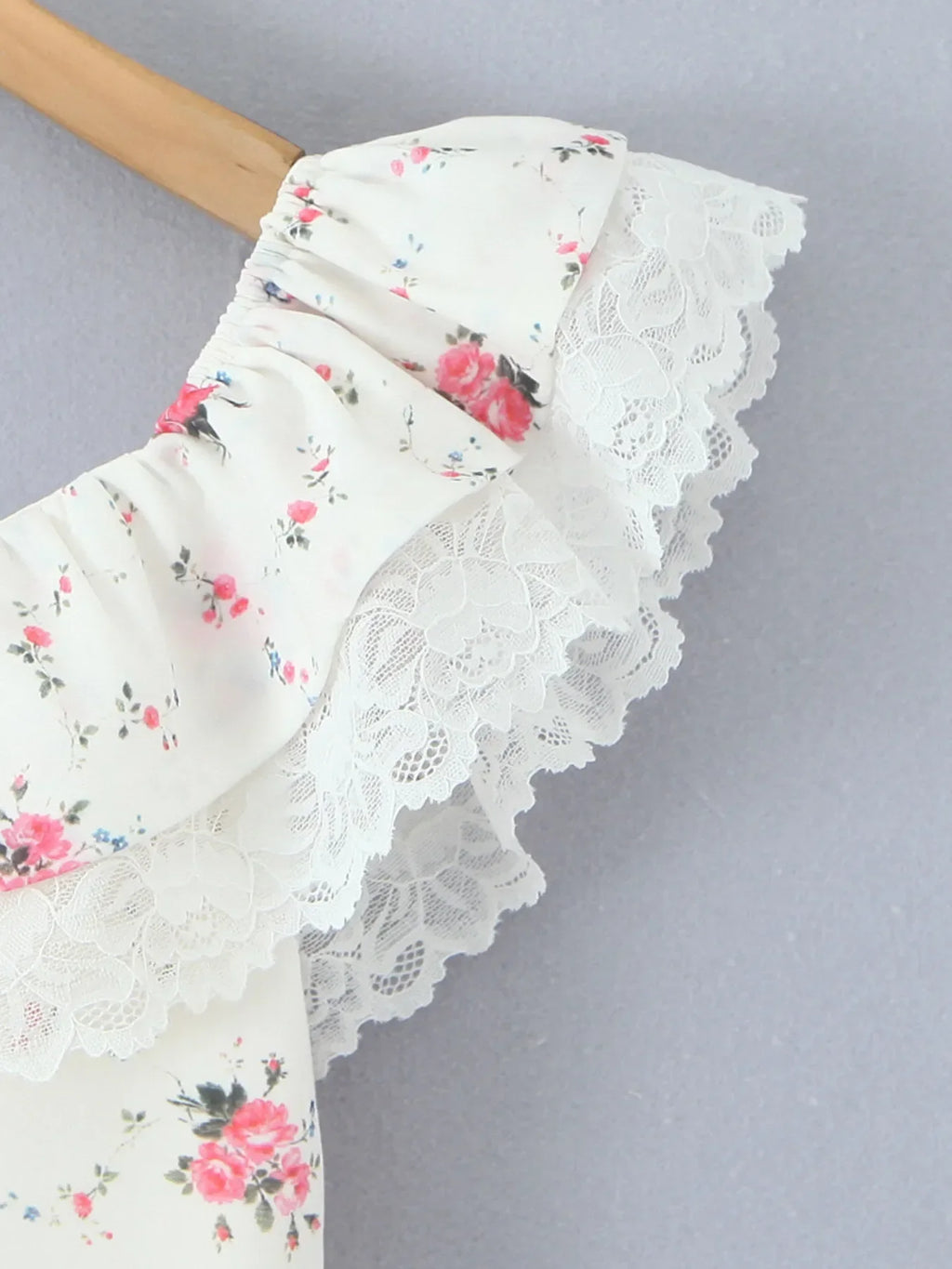 Off-Shoulder Floral Lace Trim Mini Dress - tif-shop24.de