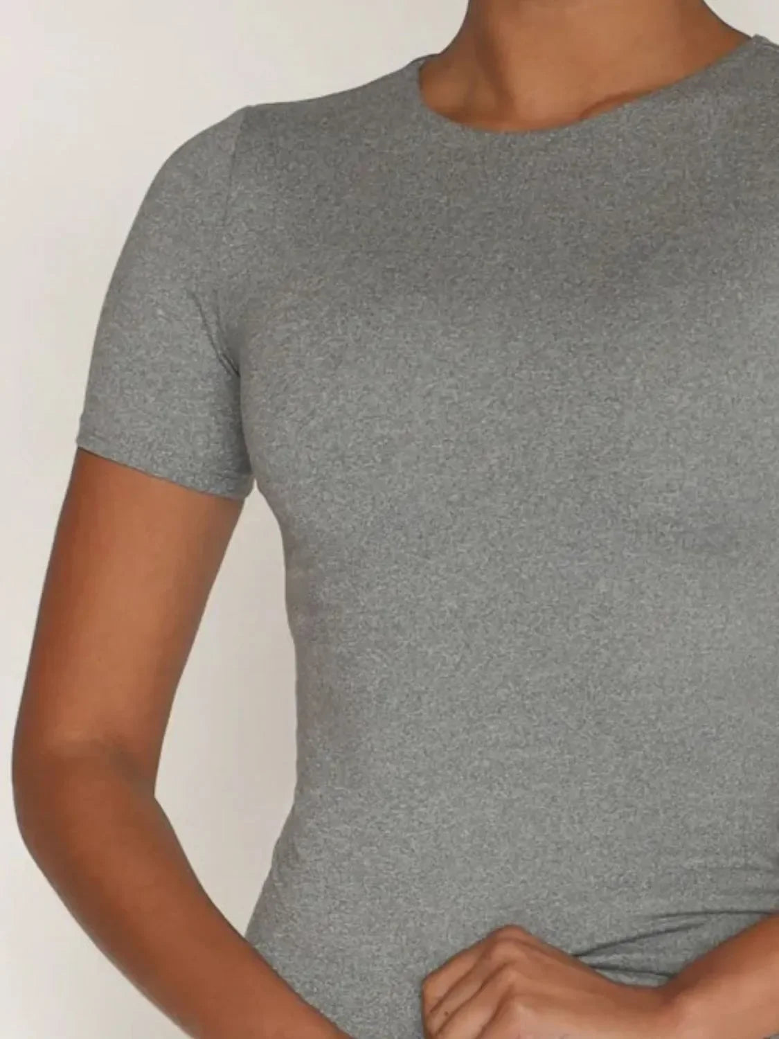 Round Neck Short Sleeve Swim Top - tif-shop24.de