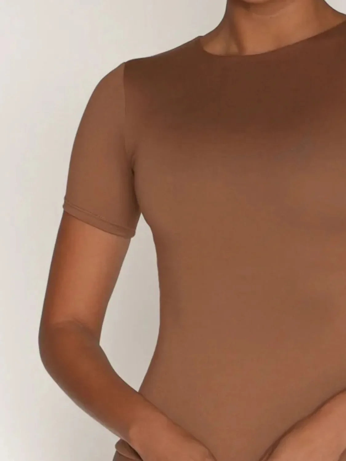 Round Neck Short Sleeve Swim Top - tif-shop24.de