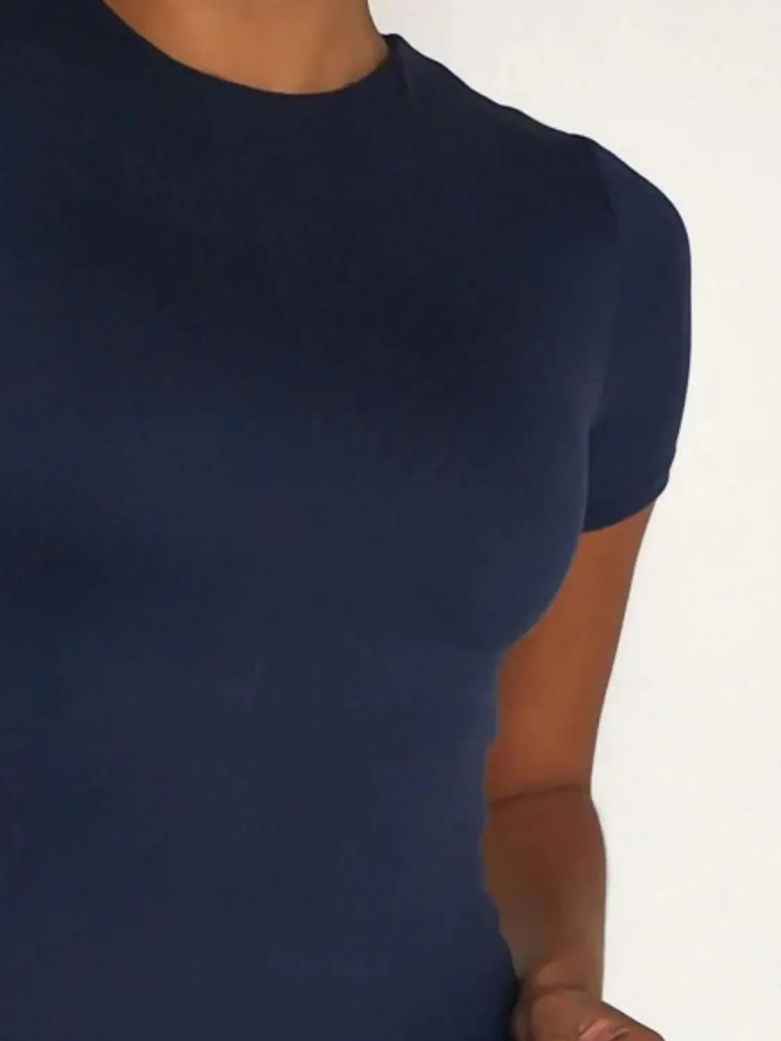 Round Neck Short Sleeve Swim Top - tif-shop24.de