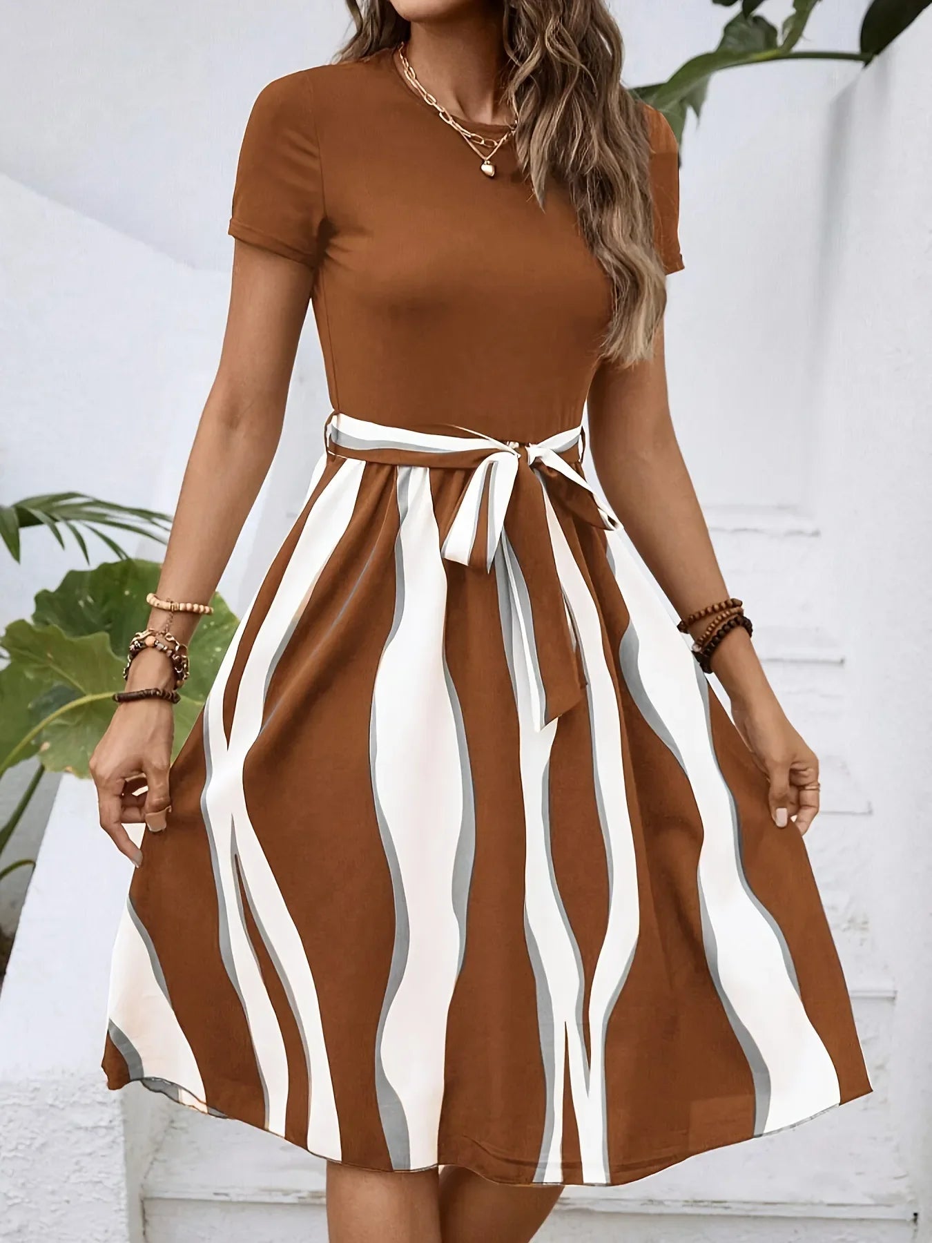 Striped Short Sleeve Tie Waist Dress - tif-shop24.de