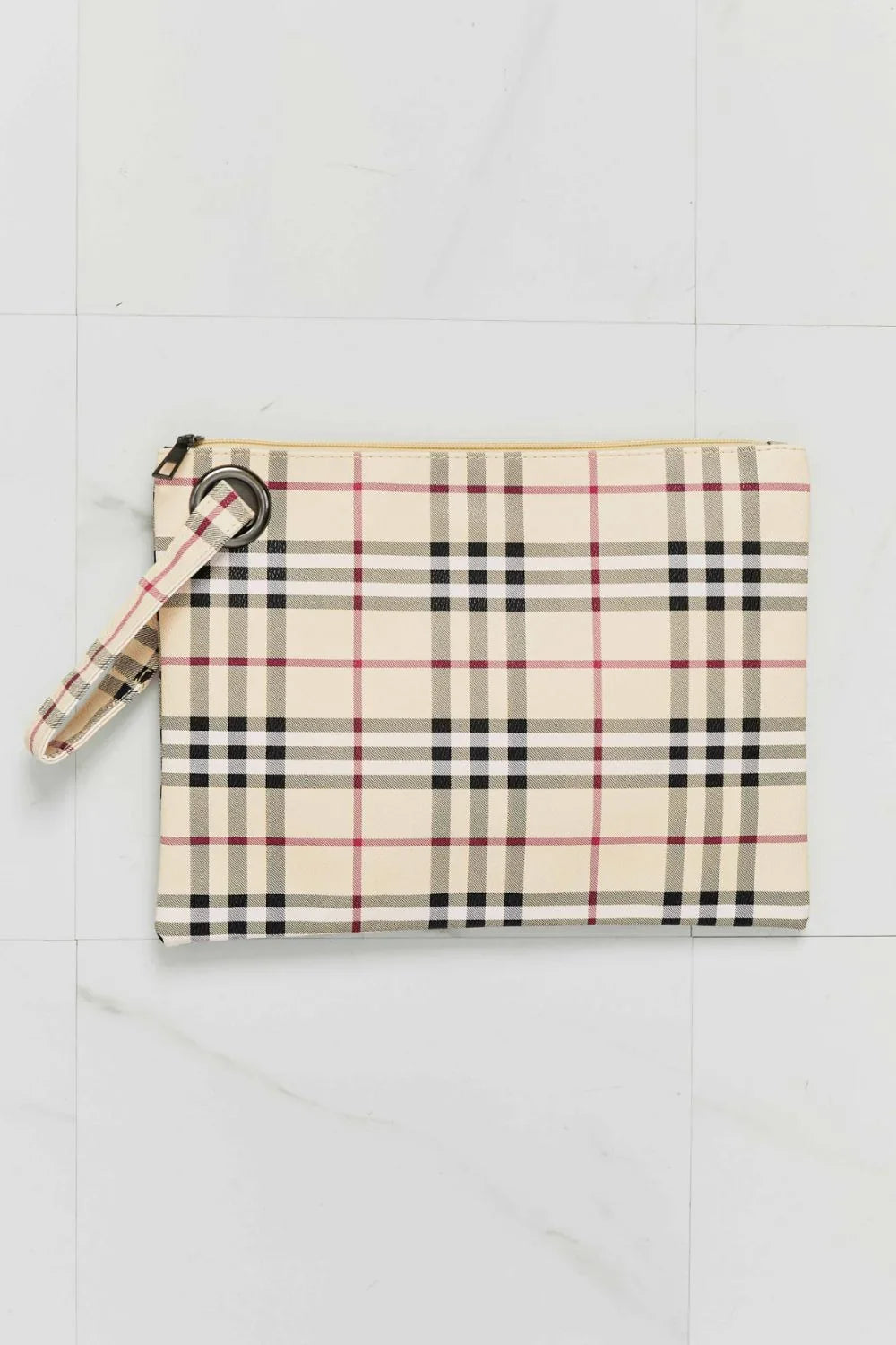 Carry Your Love Plaid Wristlet - tif-shop24.de