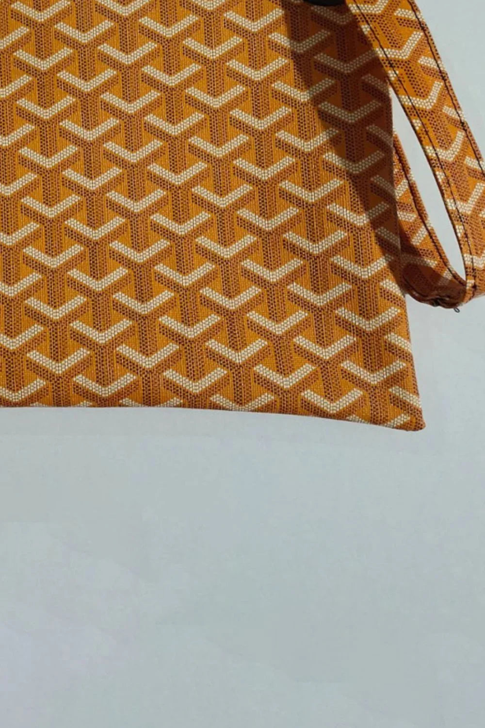 Carry Your Love Plaid Wristlet - tif-shop24.de