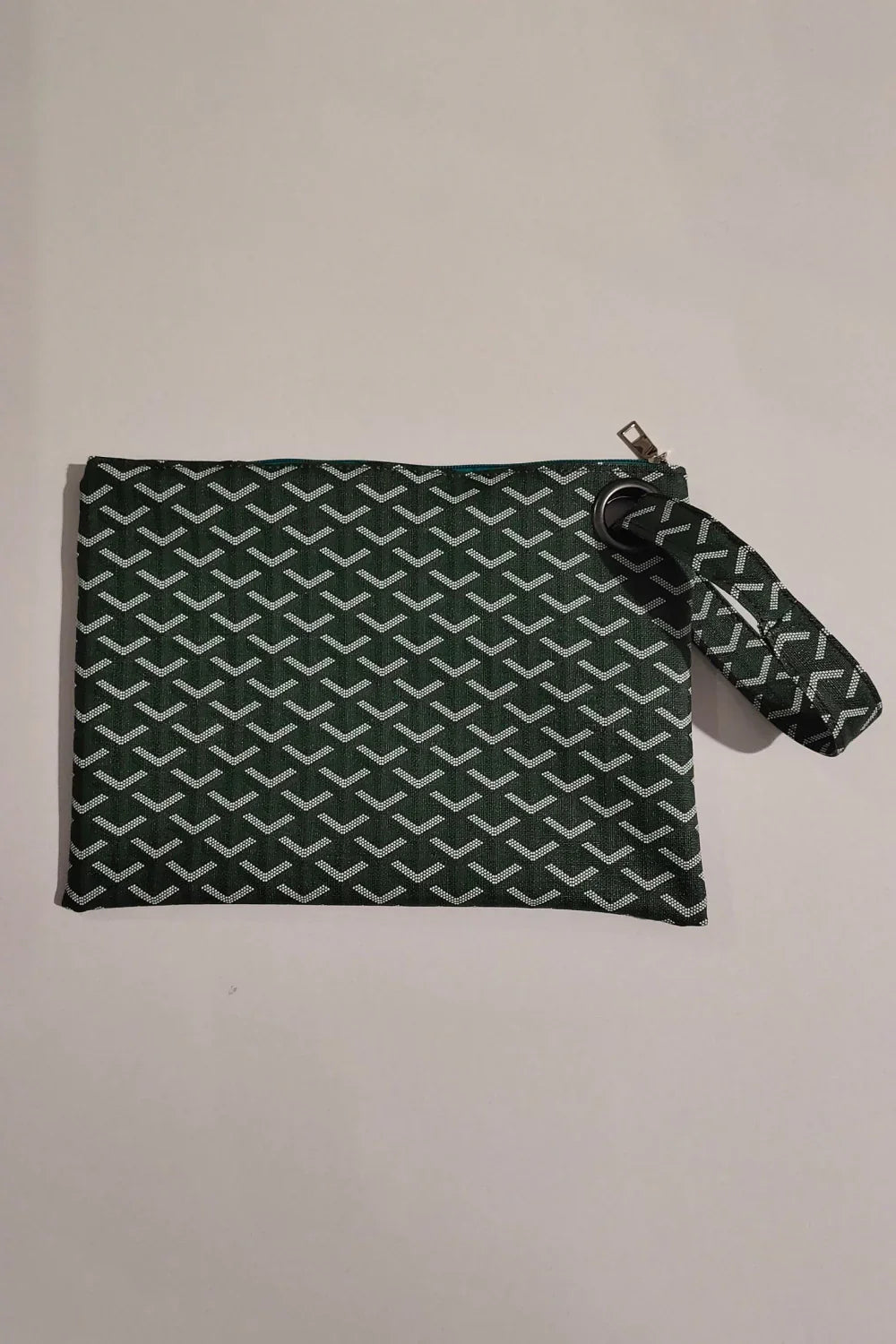 Carry Your Love Plaid Wristlet - tif-shop24.de