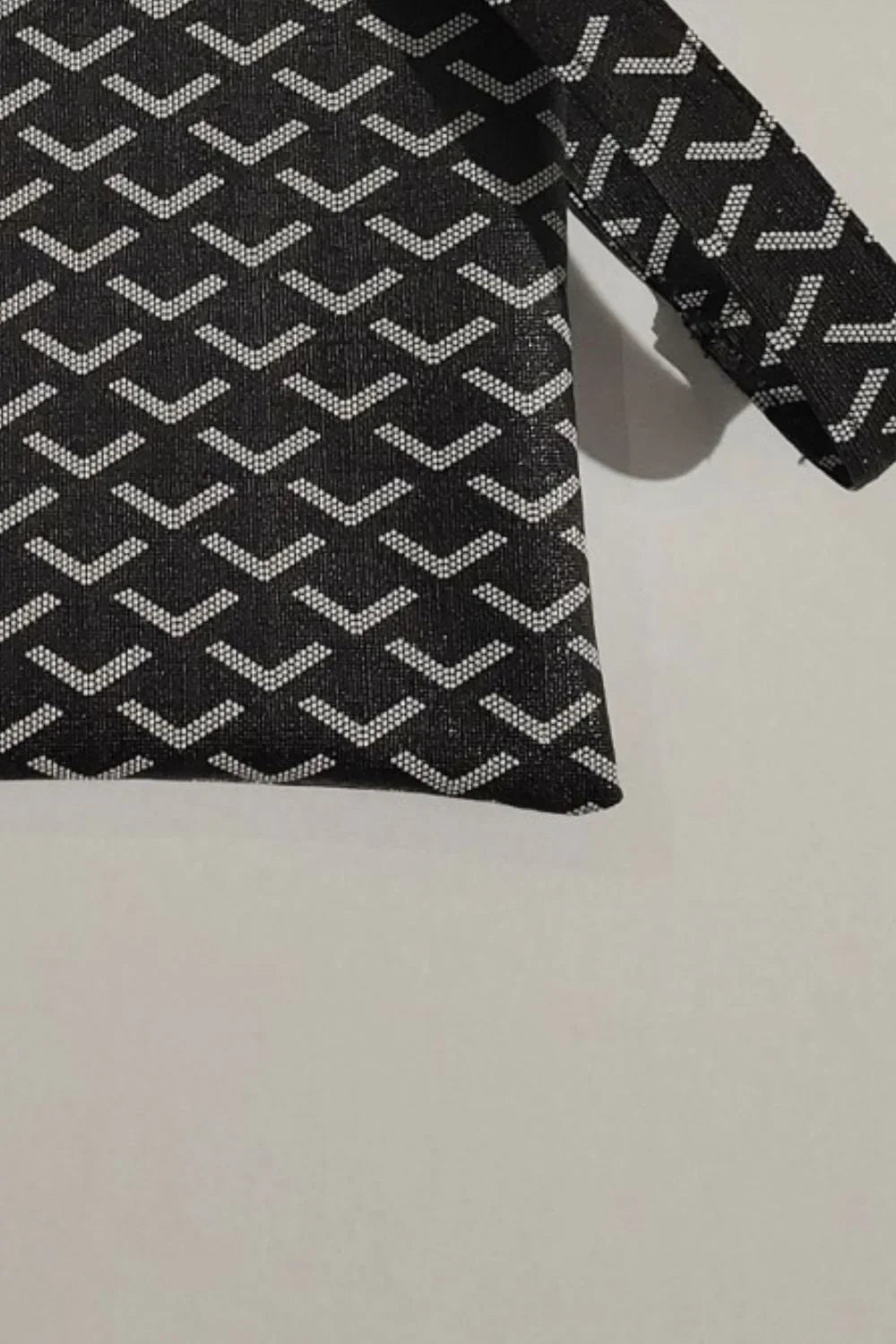 Carry Your Love Plaid Wristlet - tif-shop24.de