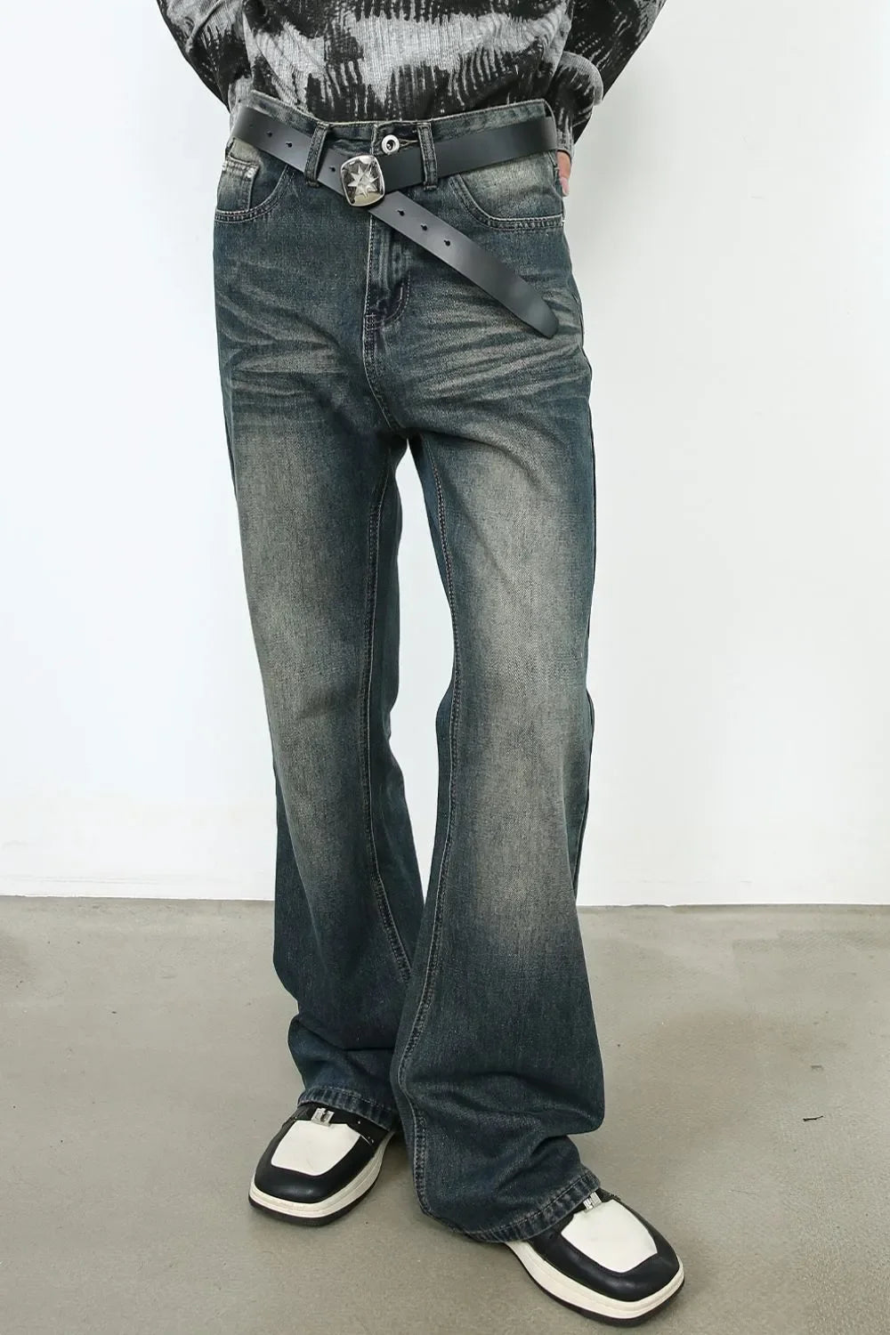Men's Pocketed Bootcut Jeans - tif-shop24.de