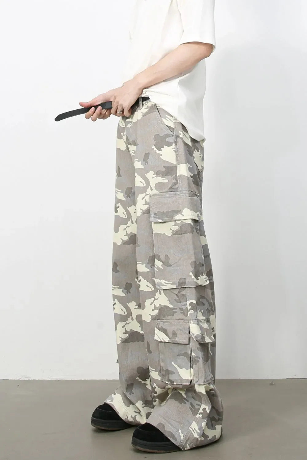 Men's Camouflage Wide Leg Cargo Jeans - tif-shop24.de