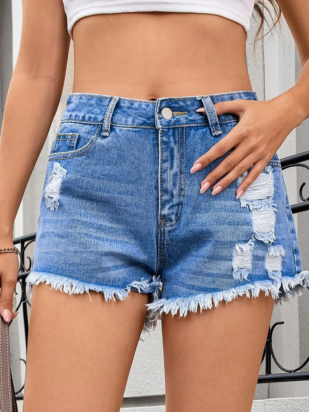 Distressed Raw Hem Denim Shorts - tif-shop24.de