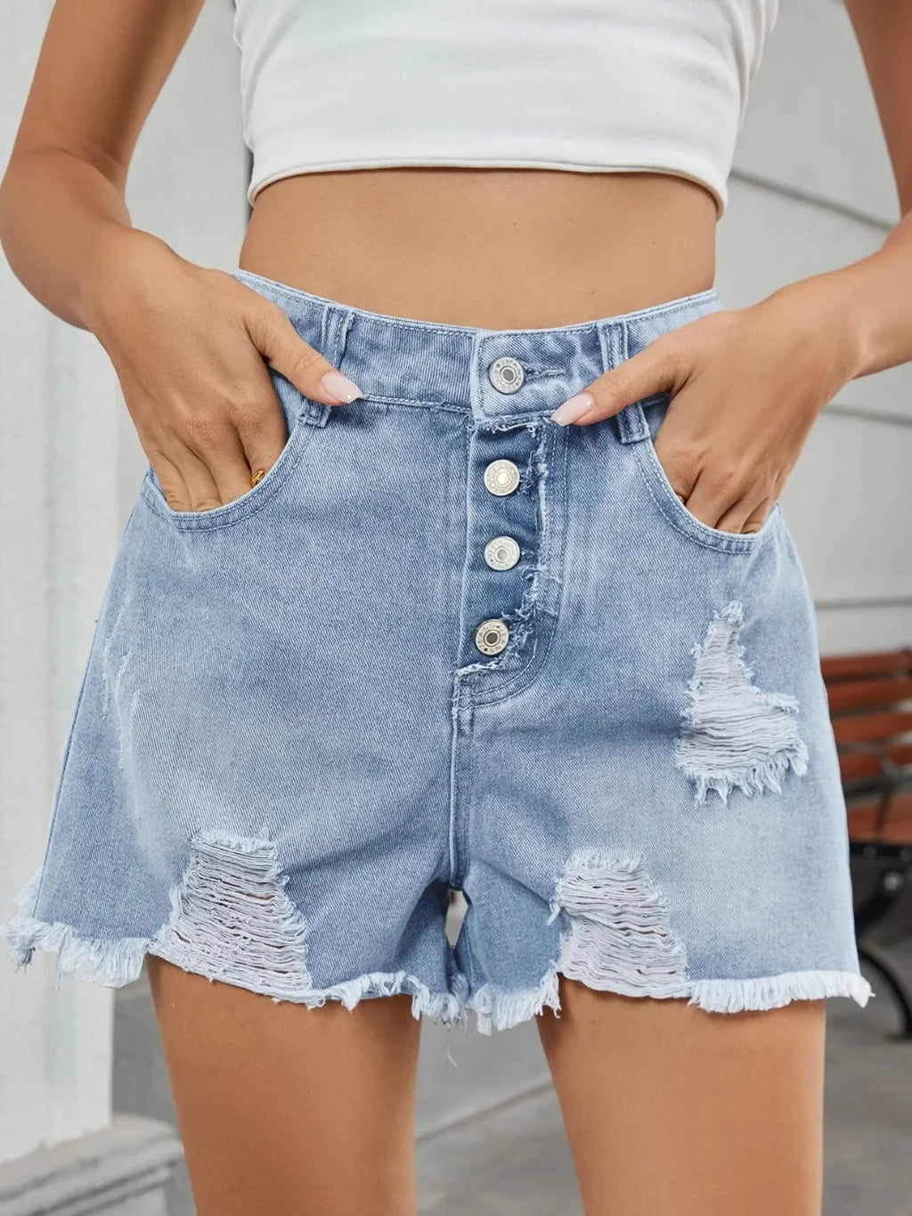 Distressed Raw Hem Denim Shorts - tif-shop24.de