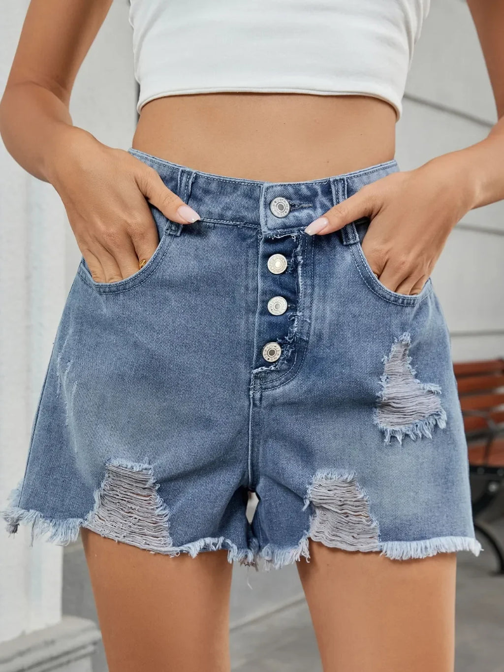 Distressed Raw Hem Denim Shorts - tif-shop24.de