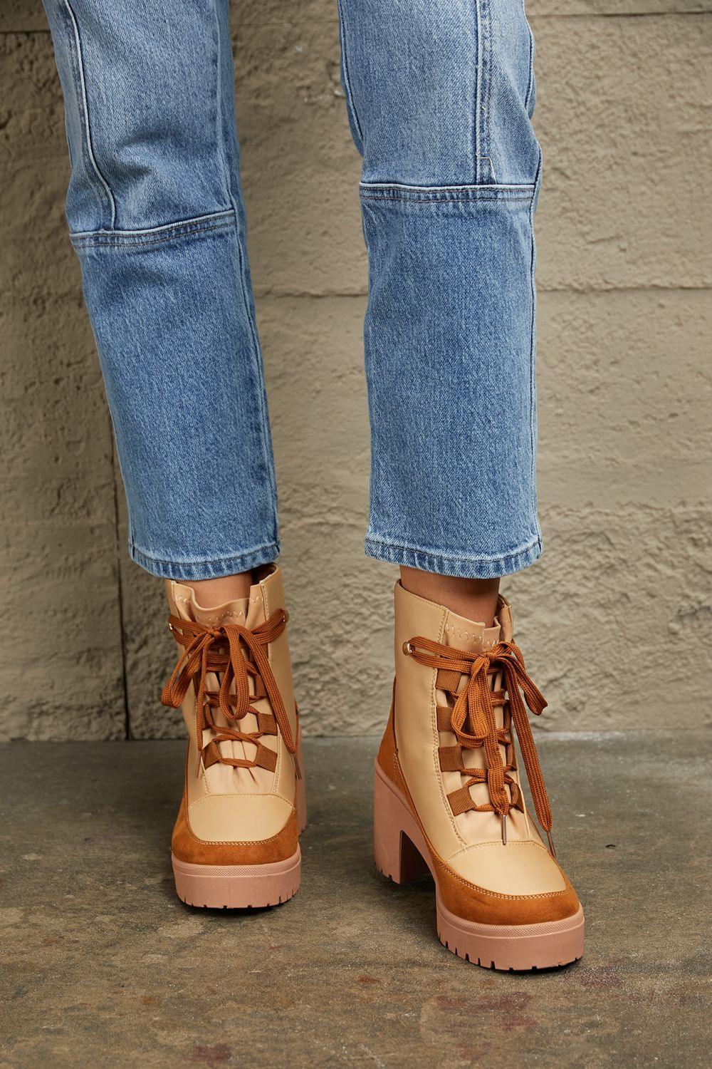 East Lion Corp Lace Up Lug Booties - tif-shop24.de