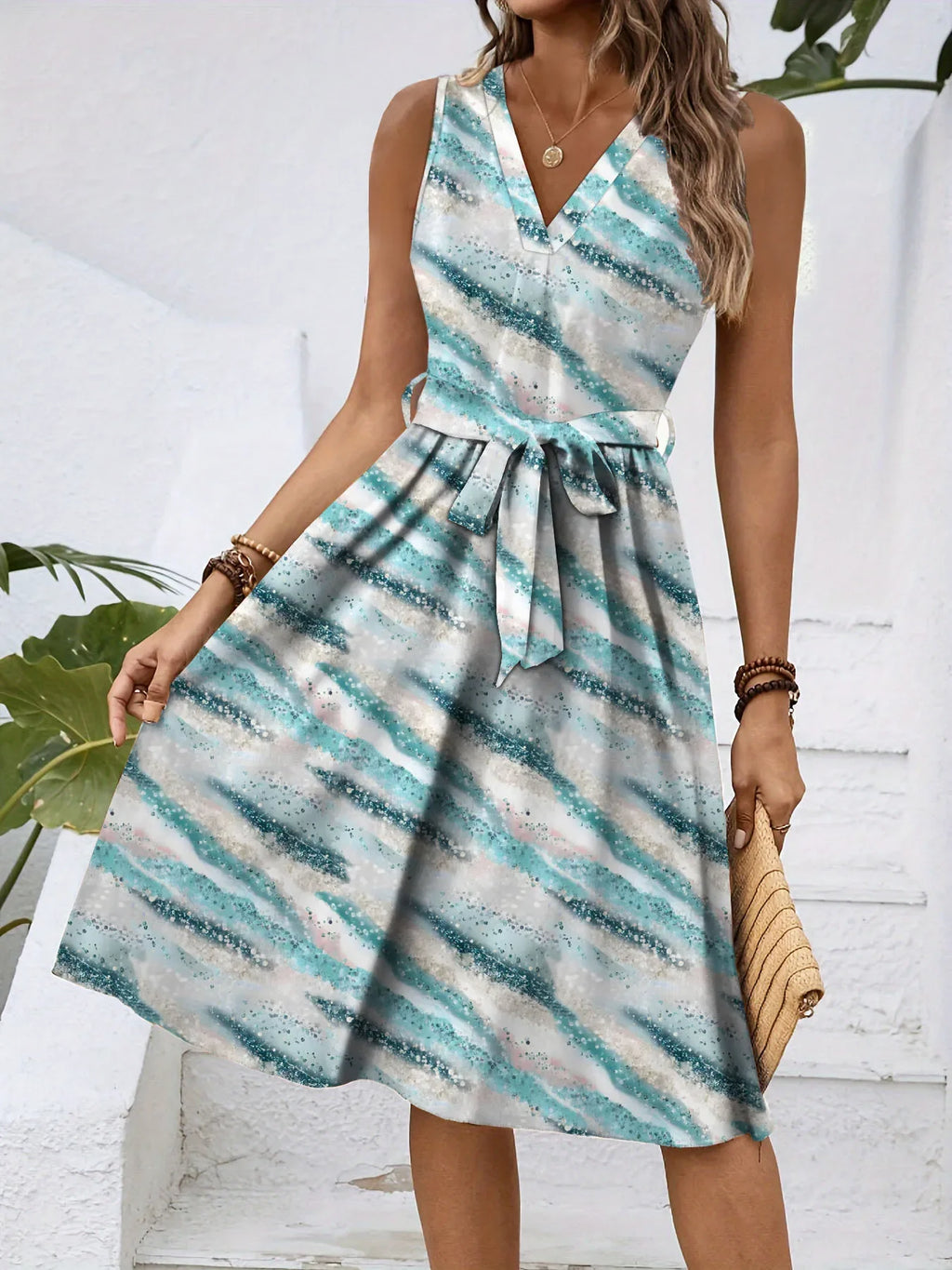 V-Neck Sleeveless Tie Waist Dress - tif-shop24.de