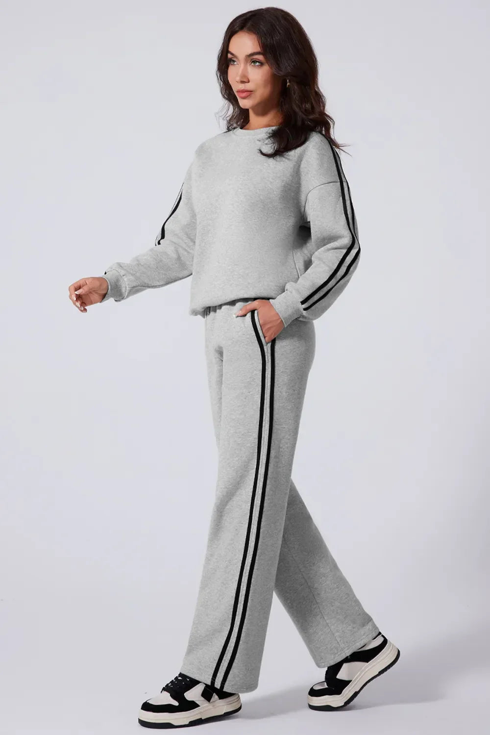 Side Striped Round Neck Top and Pants Active Set - tif-shop24.de