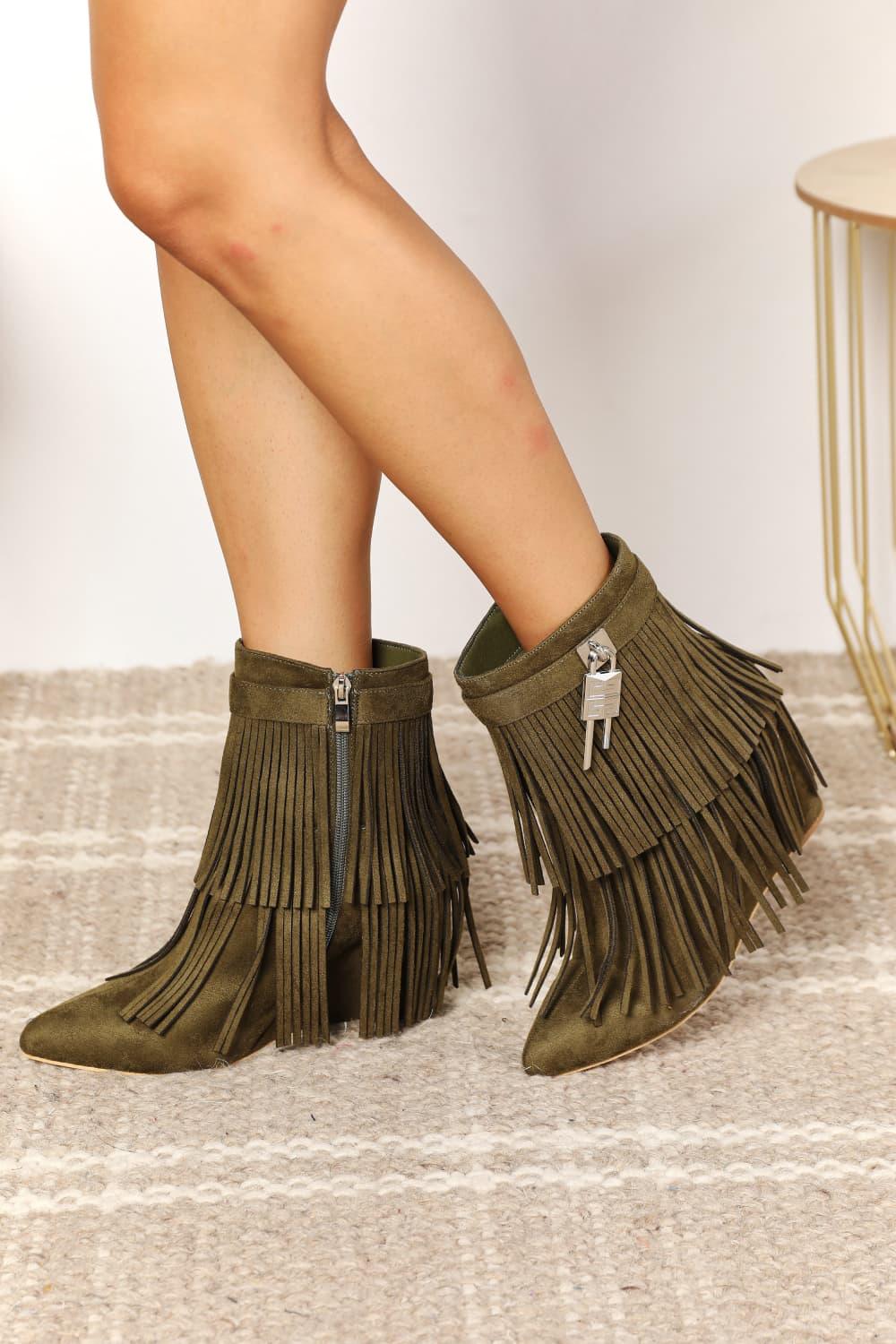 Legend Women's Tassel Wedge Heel Ankle Booties - tif-shop24.de