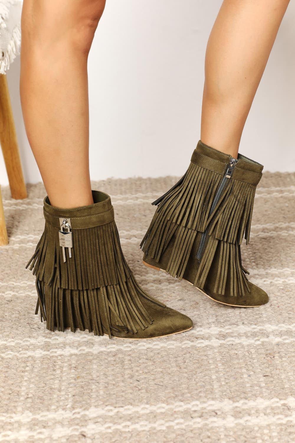 Legend Women's Tassel Wedge Heel Ankle Booties - tif-shop24.de