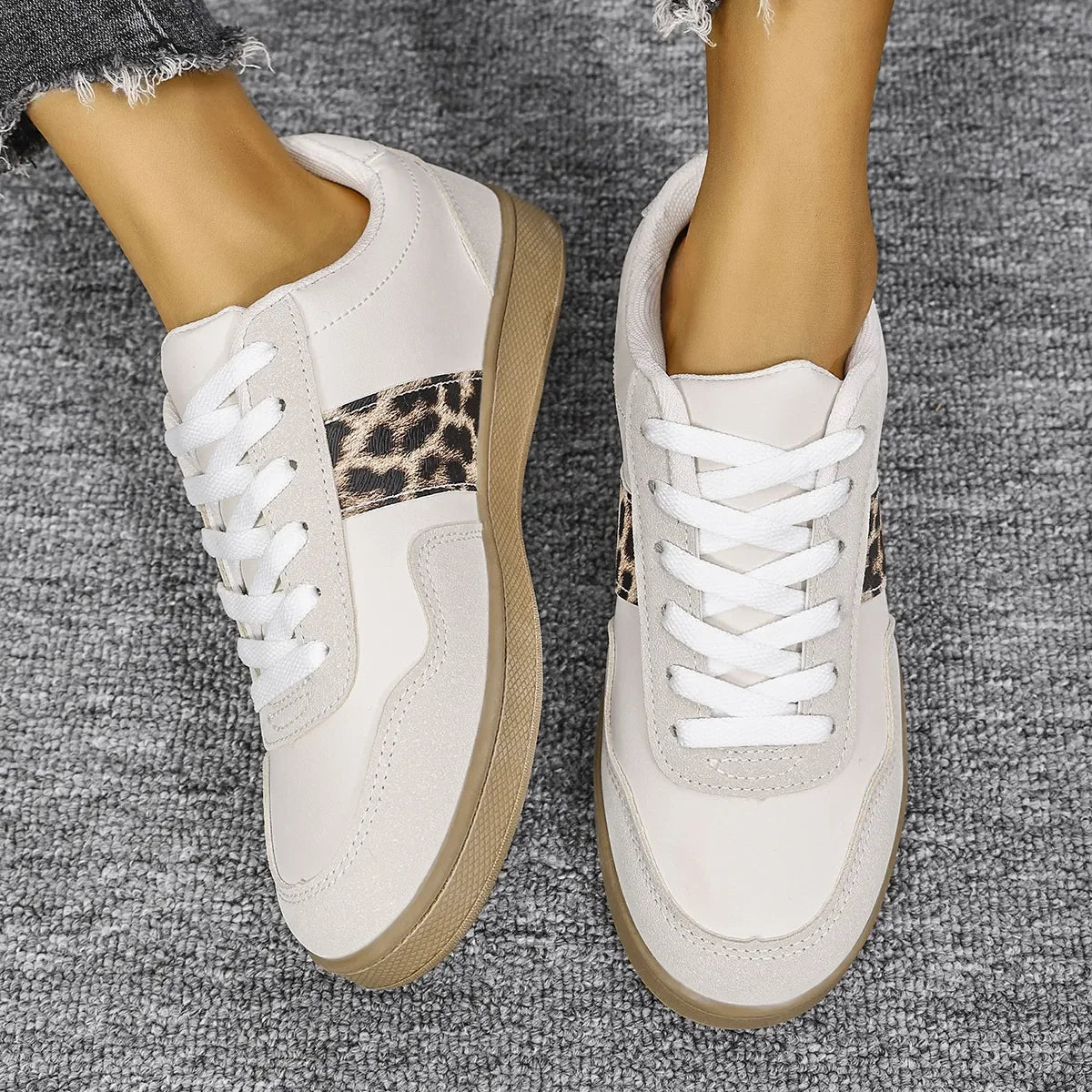 Leopard Lace Up Round Toe Sneakers - tif-shop24.de