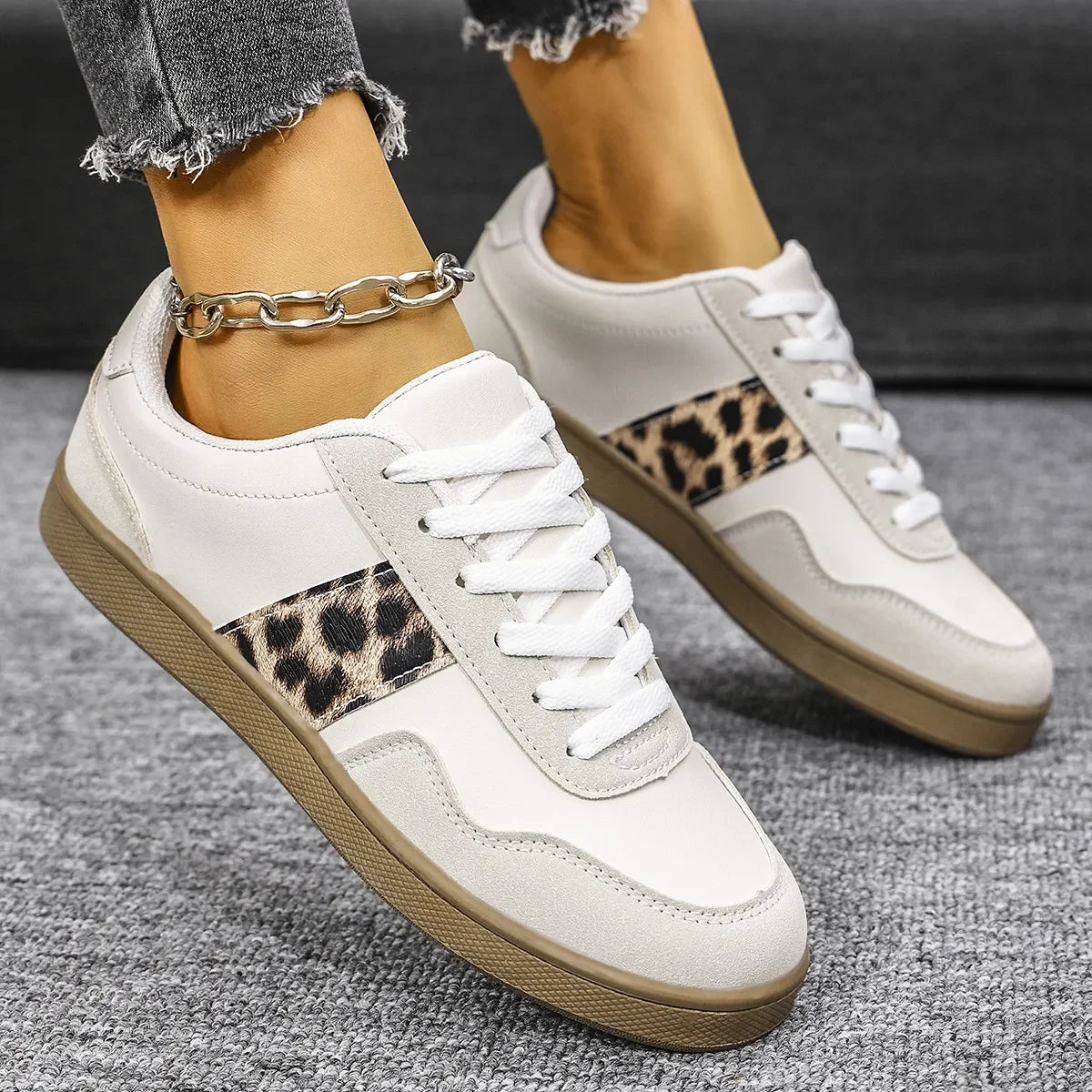 Leopard Lace Up Round Toe Sneakers - tif-shop24.de