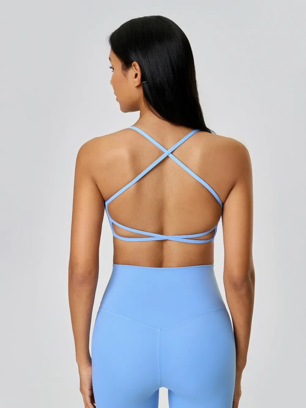 Millennia Crisscross Back Scoop Neck Active Cami with Detachable Chest Pads - tif-shop24.de