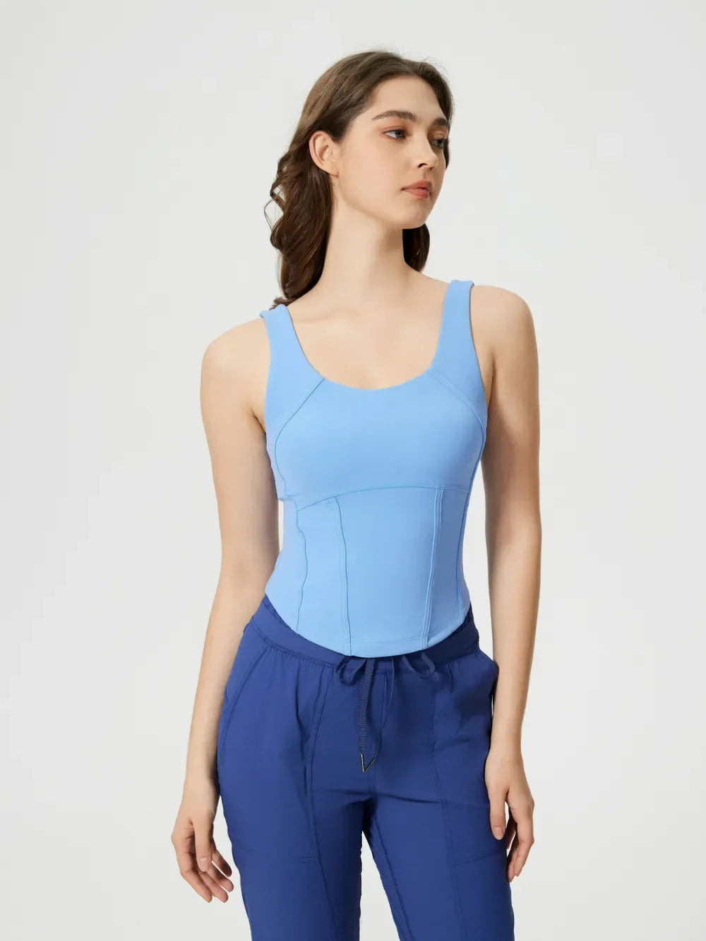 Millennia Round Neck Wide Strap Active Tank with Detachable Chest Pads - tif-shop24.de