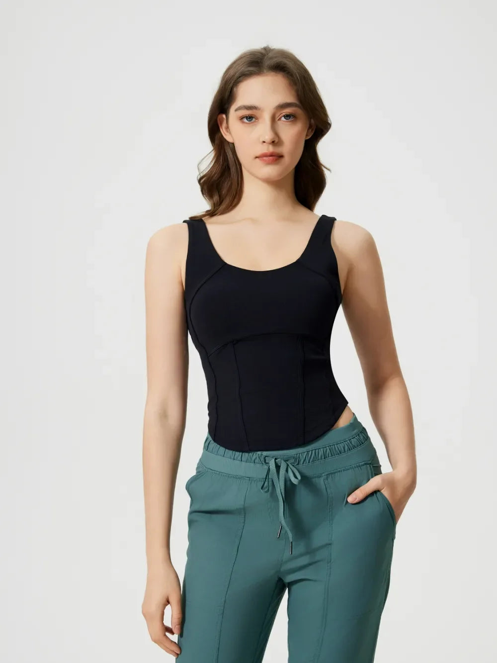 Millennia Round Neck Wide Strap Active Tank with Detachable Chest Pads - tif-shop24.de