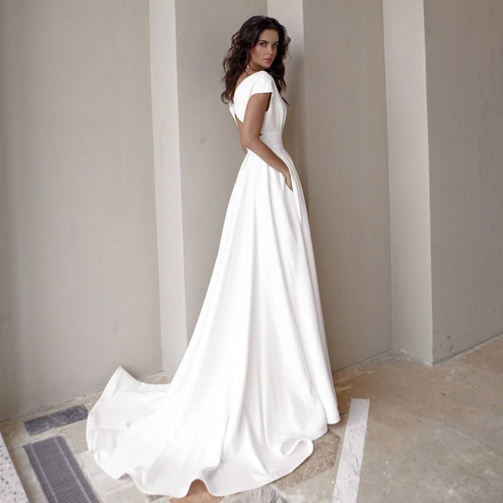 2021 Bescheidenes Brautkleid mit V-Ausschnitt Fashion Short Sleeve Sweep Train Slit A Line Brautkleid mit Taschen - tif-shop24.de