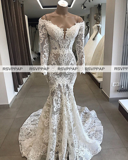 Luxury Lace Wedding Dresses  V Neck Long Sleeve Backless Long Bridal Gowns