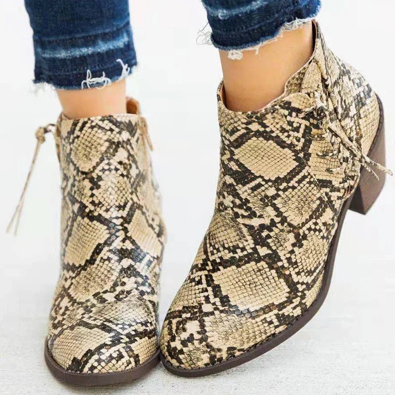 Stiefeletten mit Krokodilmuster, spitze Zehen, Leopardenmuster, klobige Schuhe mit Blockabsatz | tif-shop24.de