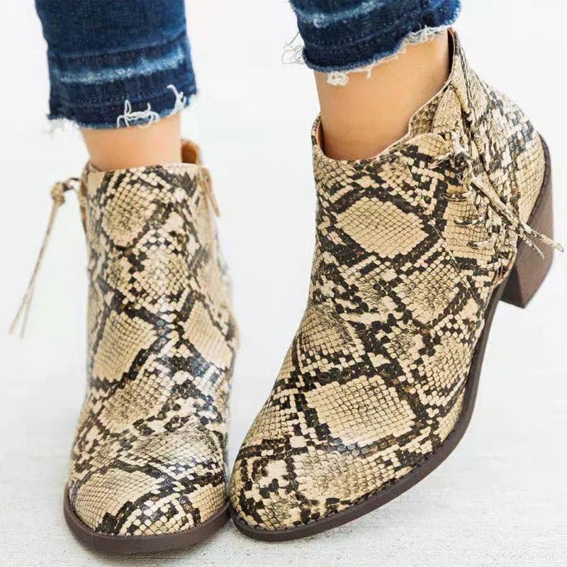 Stiefeletten mit Krokodilmuster, spitze Zehen, Leopardenmuster, klobige Schuhe mit Blockabsatz | tif-shop24.de