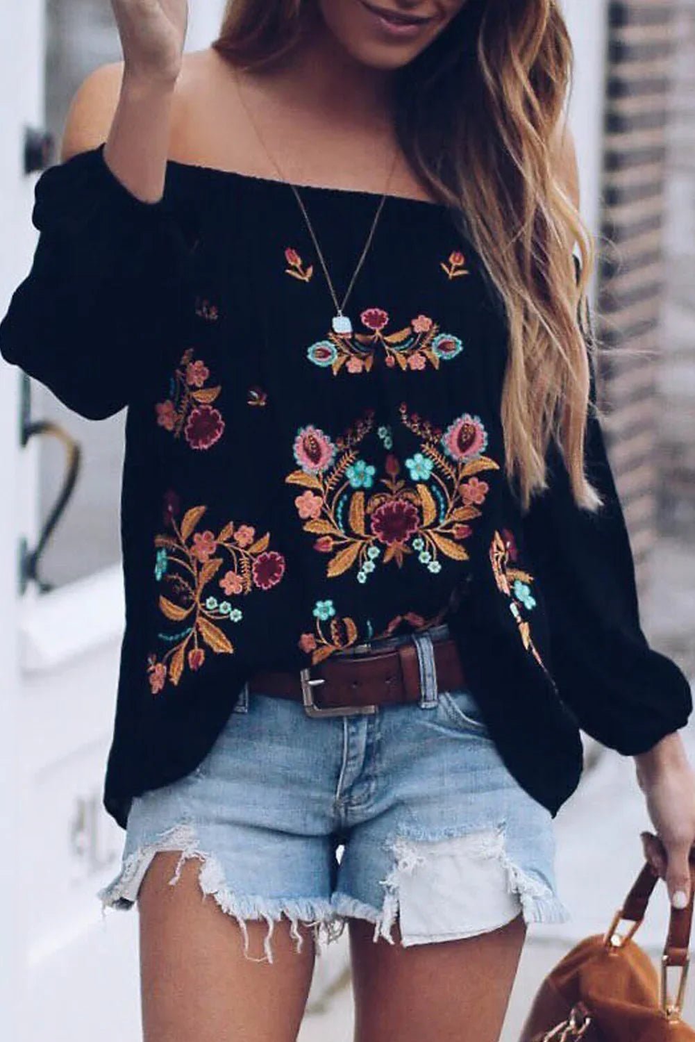 Gestickte schulterfreie langärmlige böhmische Blumenbluse | tif-shop24.de