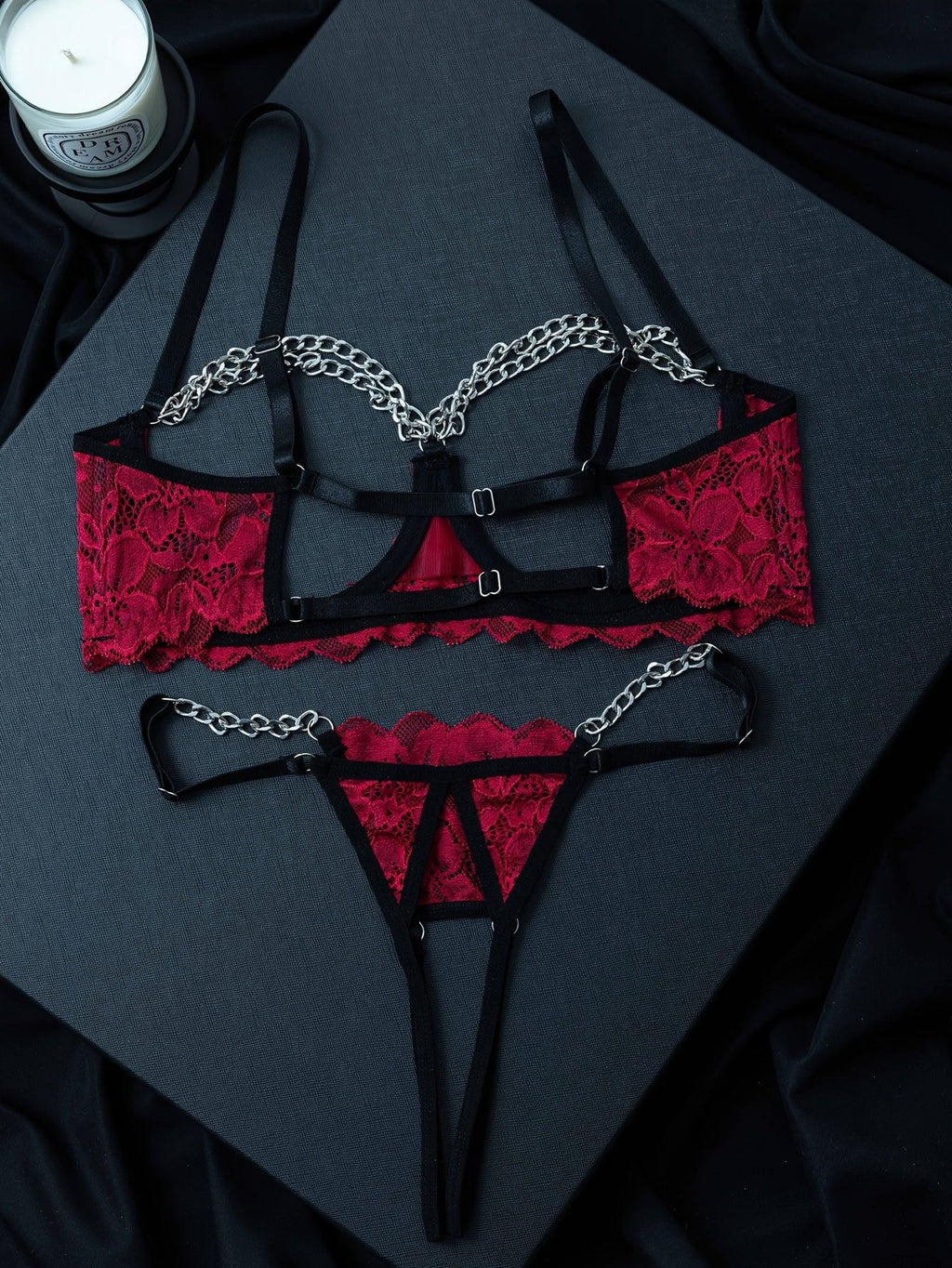 Erotische Dessous-Set Aus Floraler Spitze, Transparenter BH Mit Offener Brust Und Tanga Mit Kettengliedern, Sexy Dessous Und Unterwäsche - tif-shop24.de