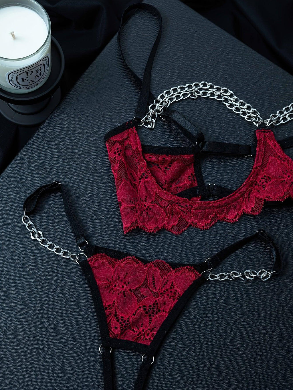 Erotische Dessous-Set Aus Floraler Spitze, Transparenter BH Mit Offener Brust Und Tanga Mit Kettengliedern, Sexy Dessous Und Unterwäsche - tif-shop24.de