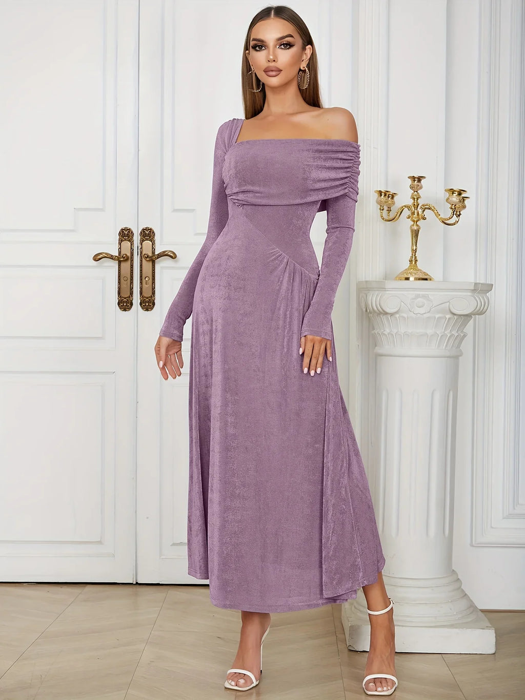 Solides Samtkleid Mit Asymmetrischem Ausschnitt Und Geraffter Taille, Elegantes Kleid - tif-shop24.de