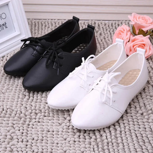 Lässige Damen-Schnürschuhe aus massivem Kunstleder mit Schnürung - tif-shop24.de